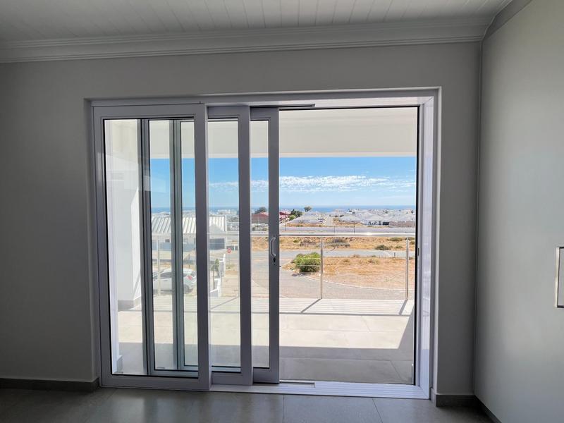 4 Bedroom Property for Sale in Da Gama Bay Western Cape